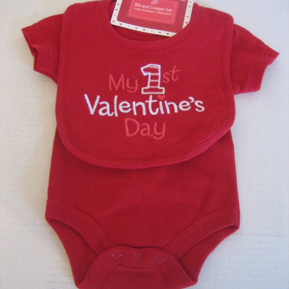 My 1st Valentines Day Infant Girl's Red One Piece Bodysuit & Bib Sz Newborn NWWT